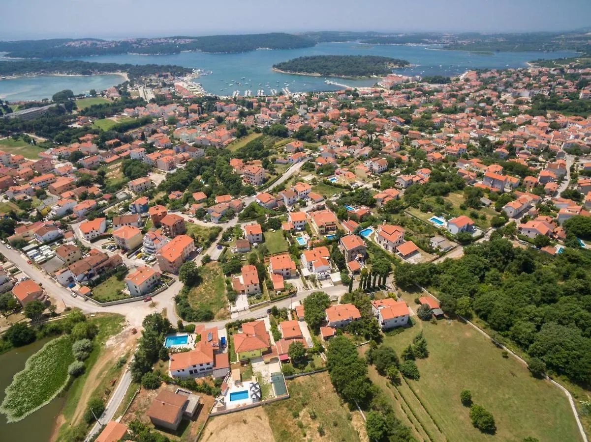 Apartments Dora Victoria Dream Medulin