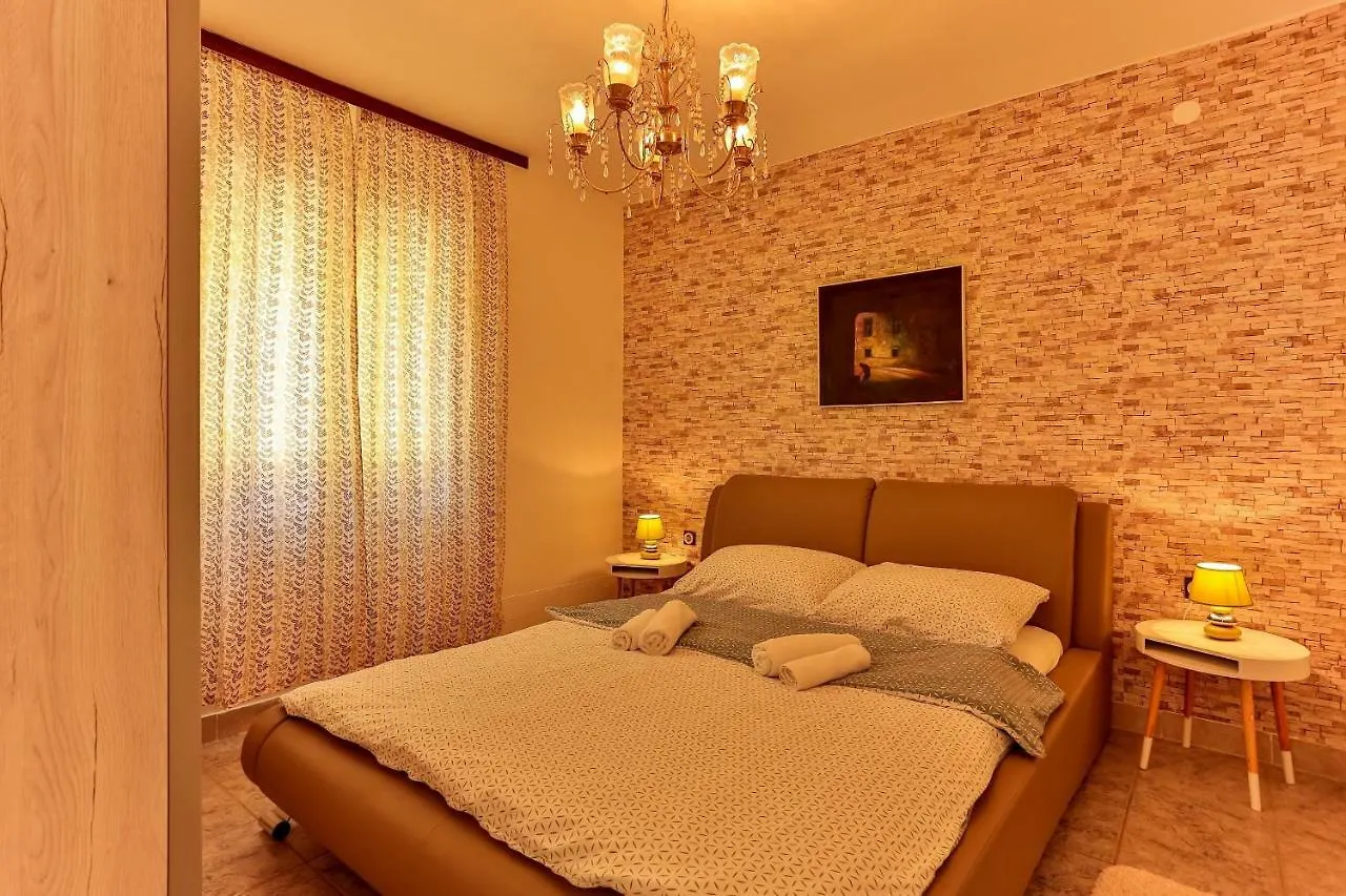 Apartments Dora Victoria Dream Medulin