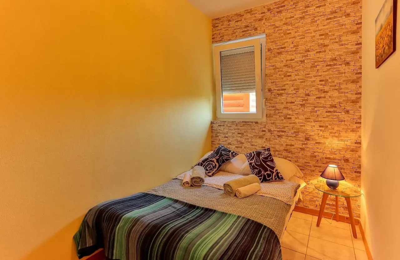 Apartments Dora Victoria Dream Medulin