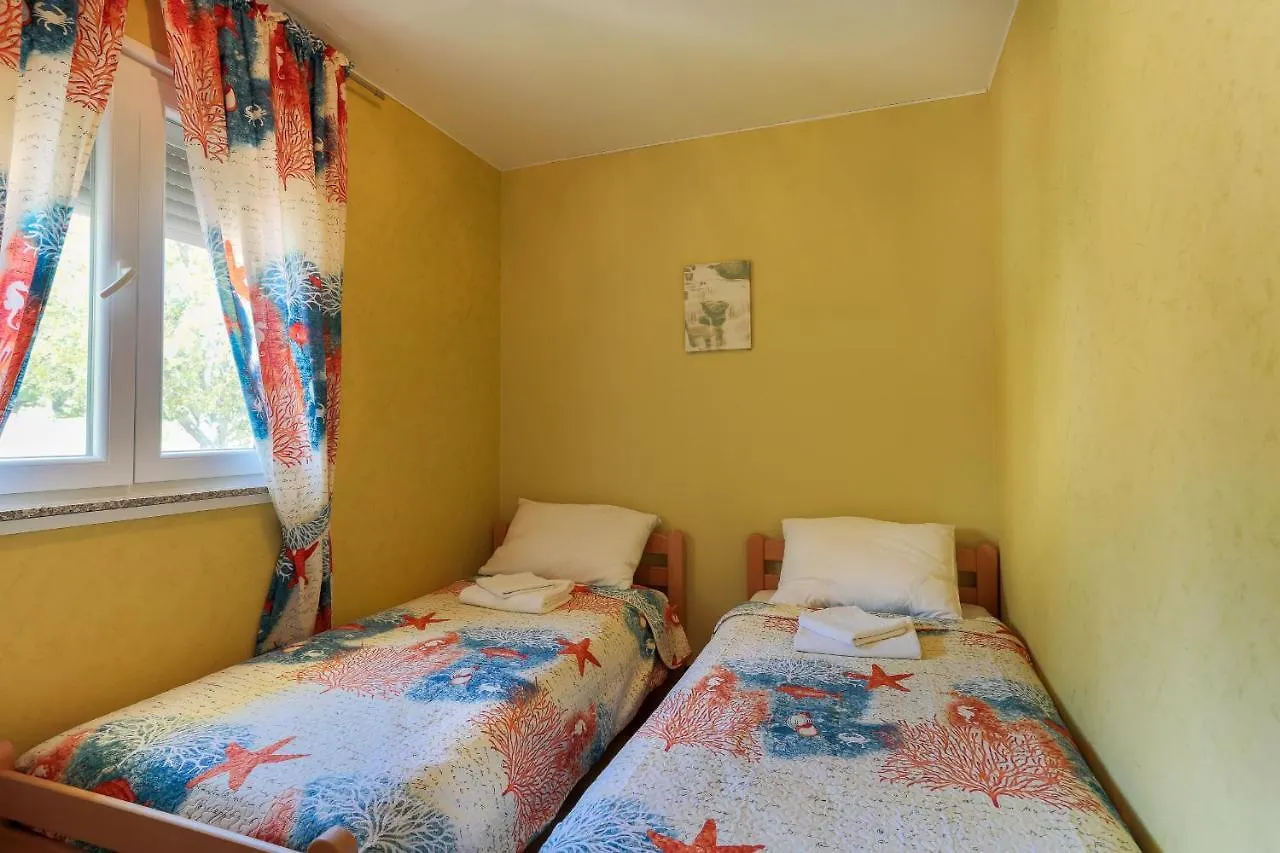 Apartments Dora Victoria Dream Medulin