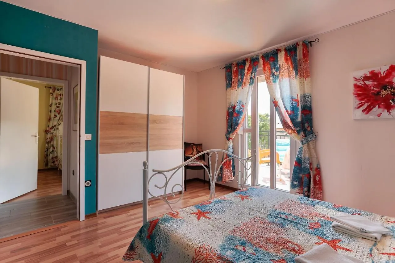 Apartments Dora Victoria Dream Medulin